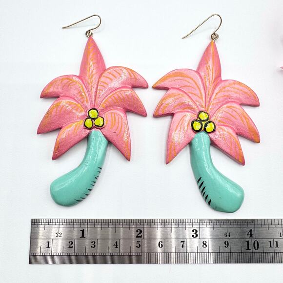 Vintage Palm Tree Huge Hand Painted Earrings Wood Miami Kitschy Wacky Fun Beachy - Picture 6 of 8